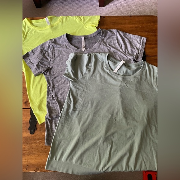 Lot of 3 LULULEMON Swiftly Tech Short Sleeve Long Length Sz 12 Yellow Gray Green - Picture 1 of 9